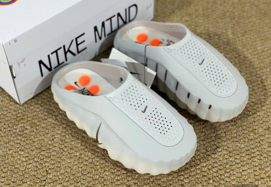 Nike Mind 001 White